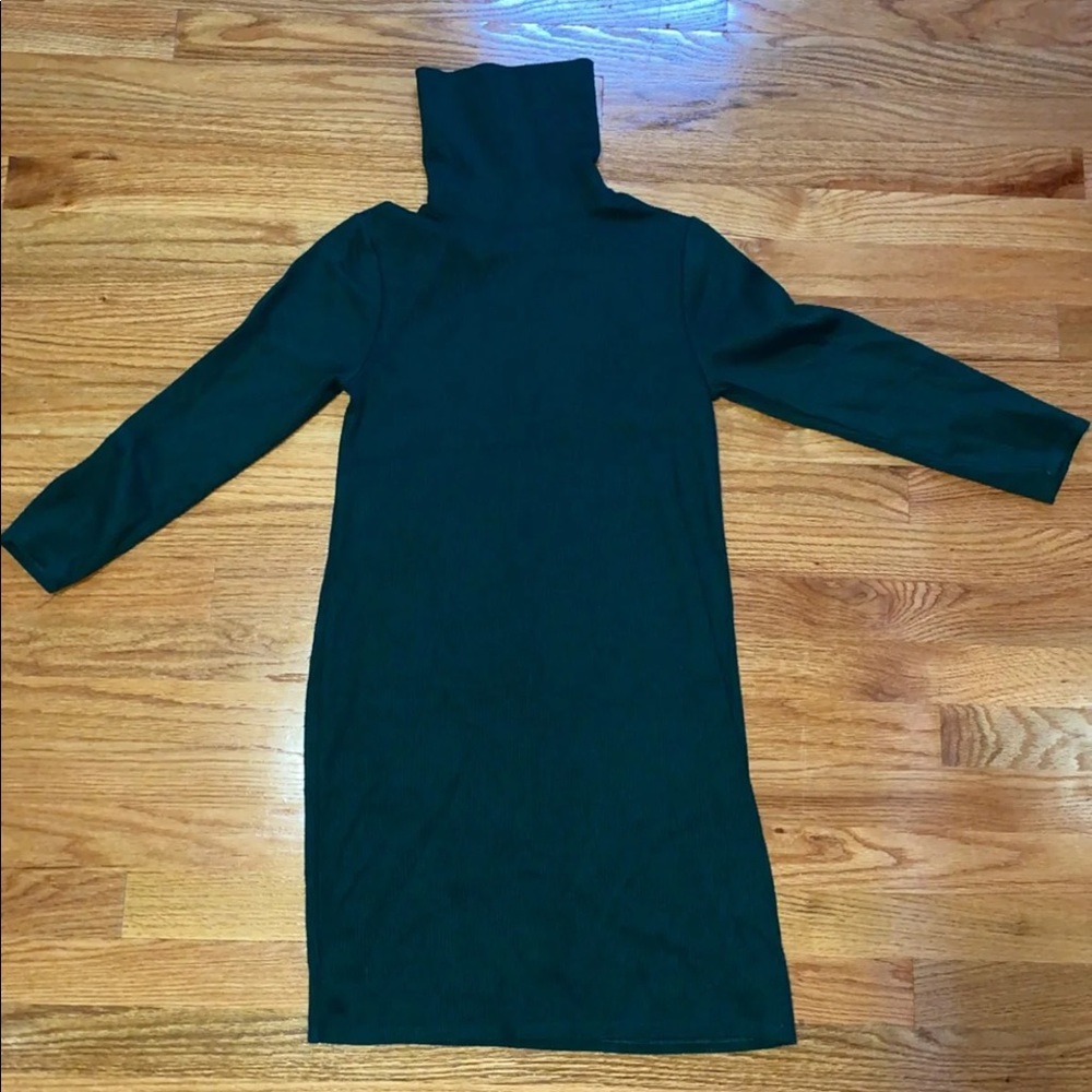 URBAN OUTFITTERS sweater dress